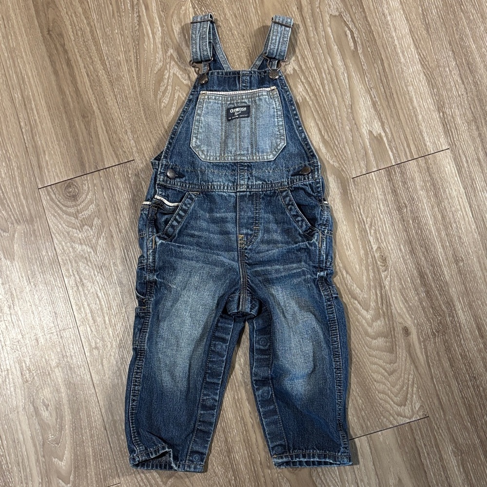 OshKosh B’gosh Vestbak Overall 100% Cotton. Size 24 Months | Classic | timeless